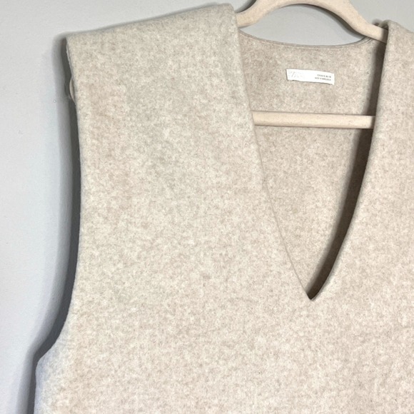 ZARA Sleeveless Rustic Vest Top Beige Cream Minimalist Neutral Capsule Wardrobe - Picture 3 of 9